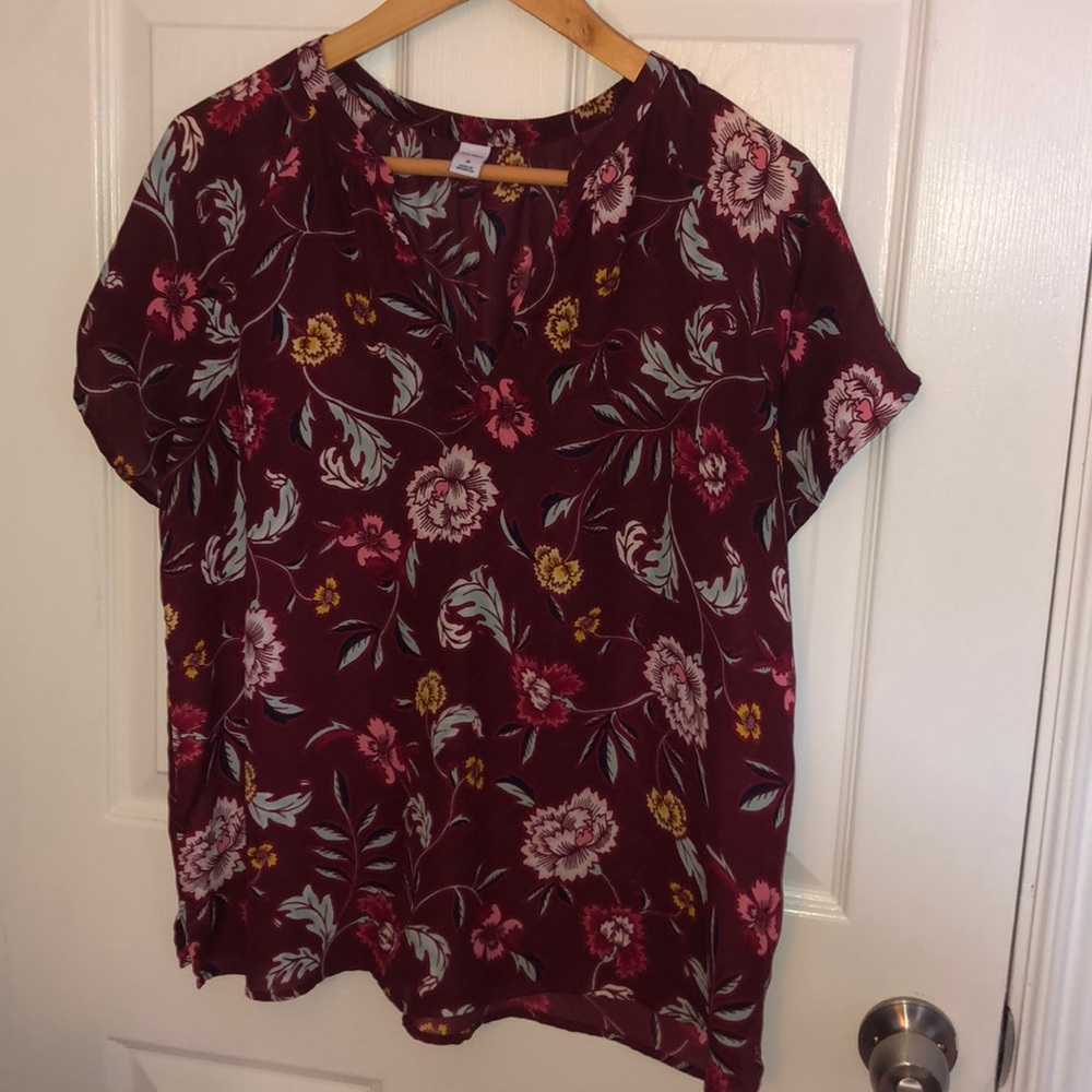 Women’s Old Navy ss sheer top size medium